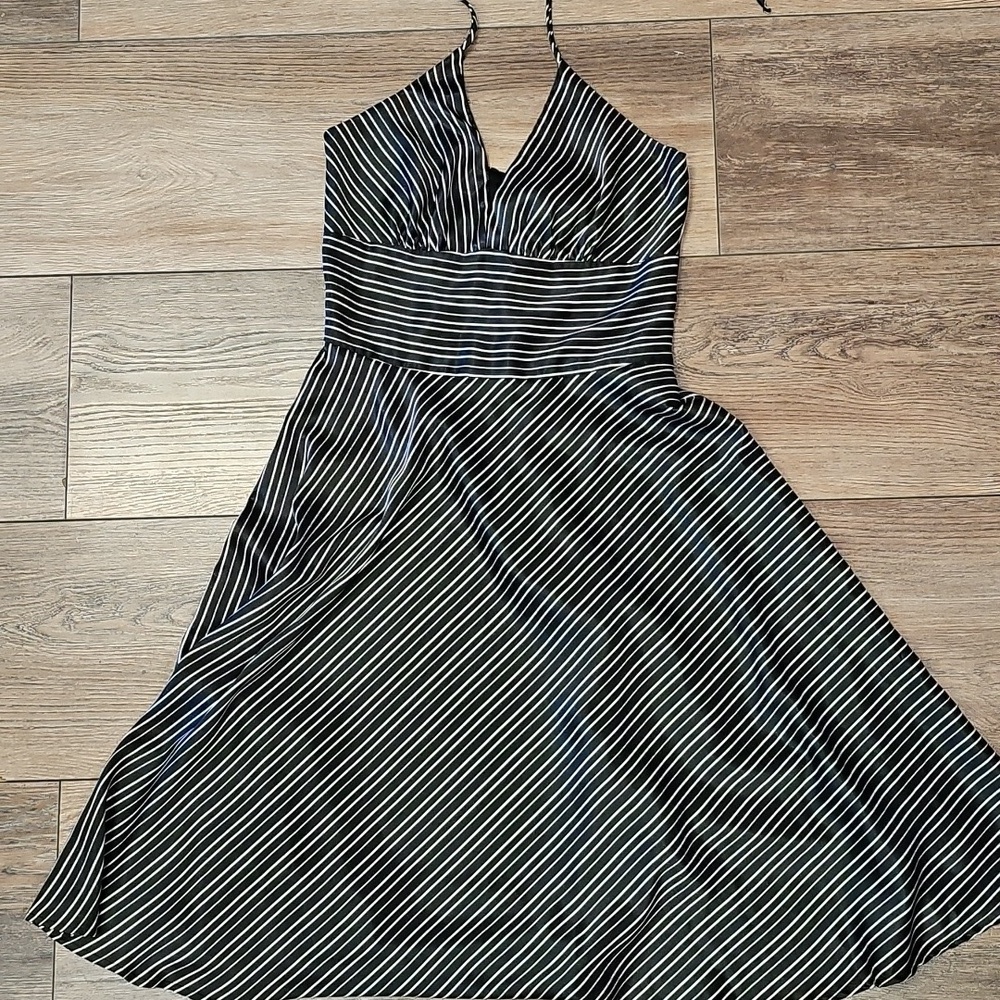Alyn, Paige, Black, White, Halter, Dress, Wedding, Summer, Date, Travel, Shiney